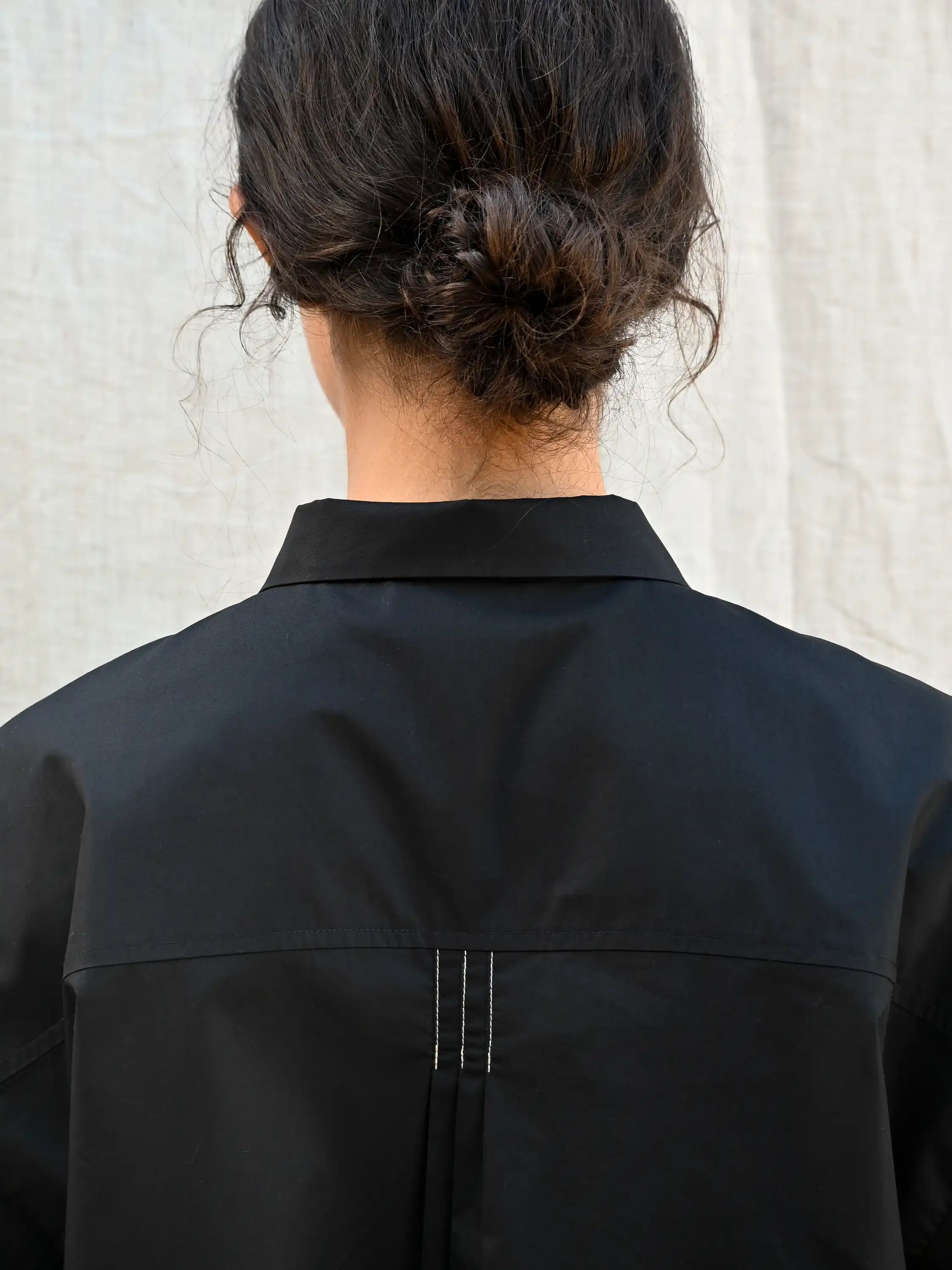Eloise Short Black Shirt