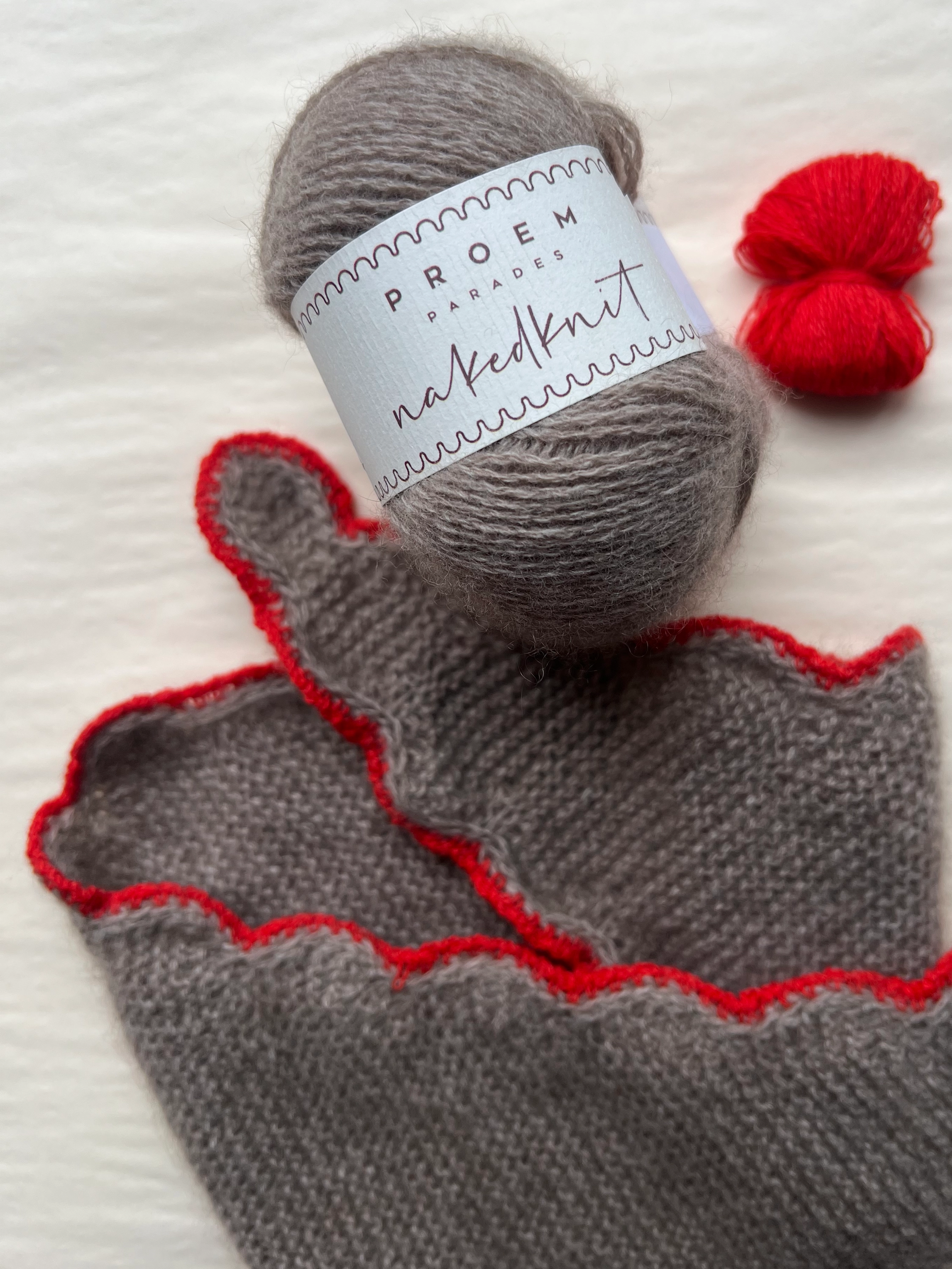 The Ondina Scarf Mini - Knit Kit - POPPY CARAMEL