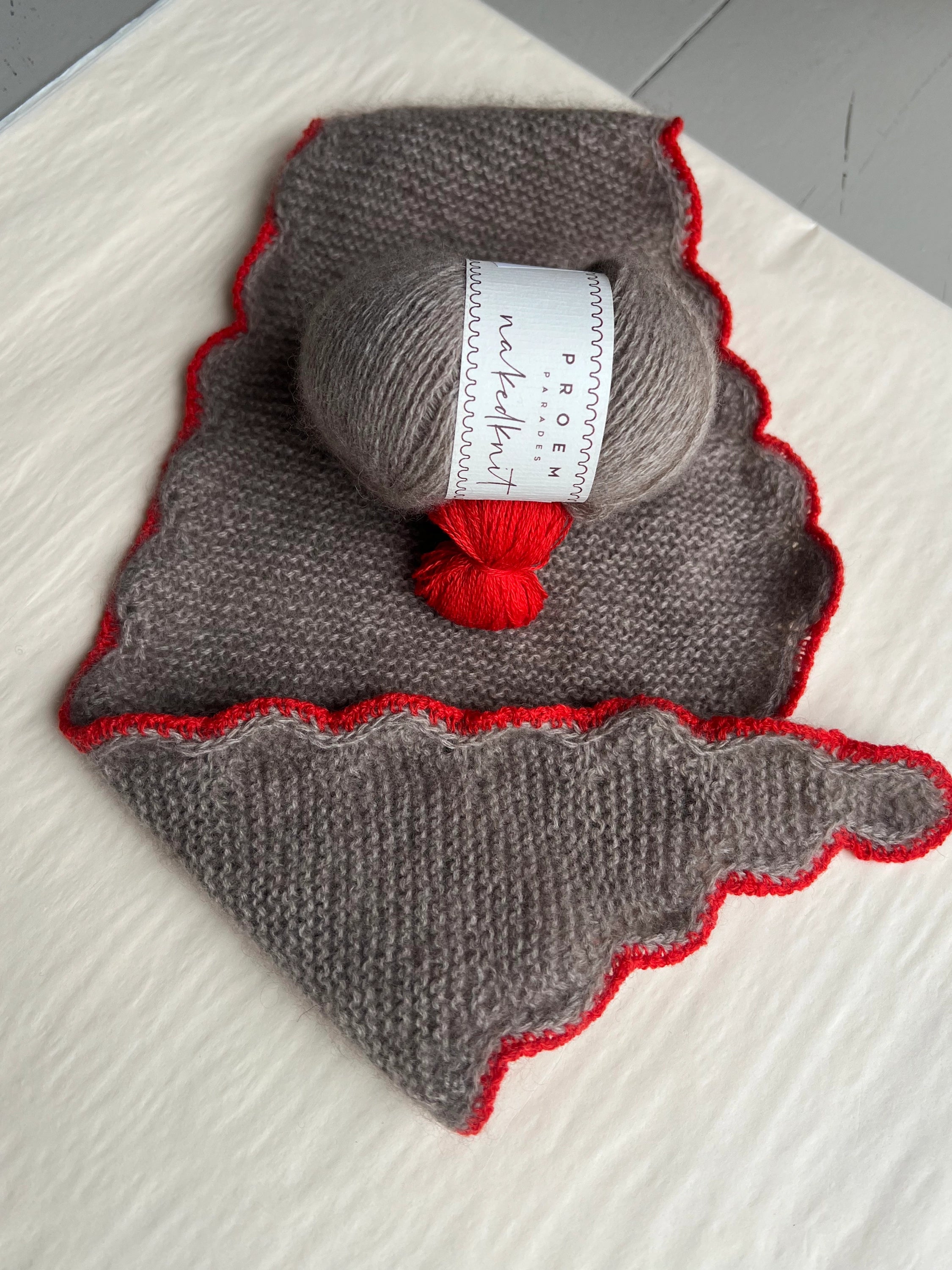 The Ondina Scarf Mini - Knit Kit - POPPY CARAMEL