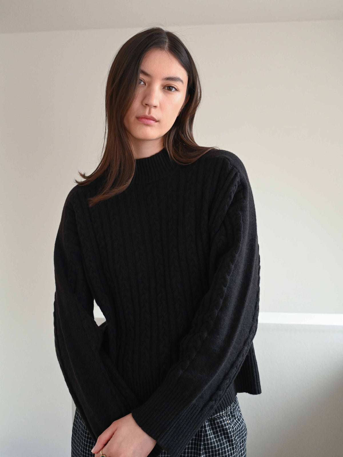 Ivalo Cashmere O-neck Sweater・Chocolate