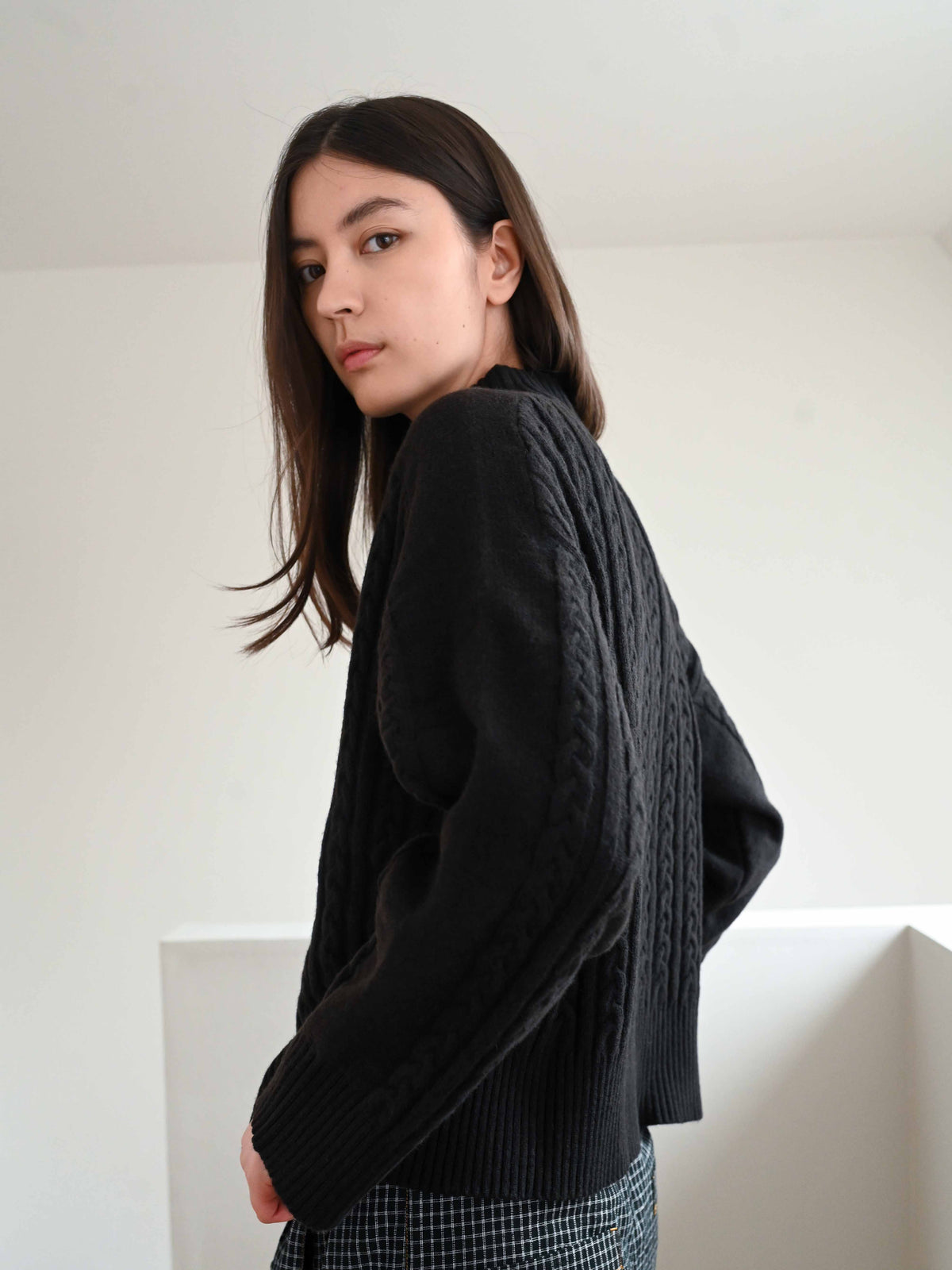 Ivalo Cashmere O-neck Sweater・Chocolate