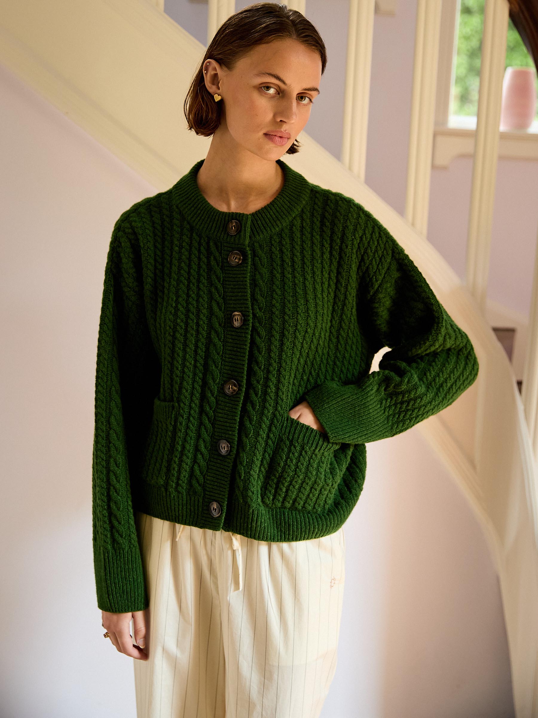 Gertrud Cable Cardigan Cactus green