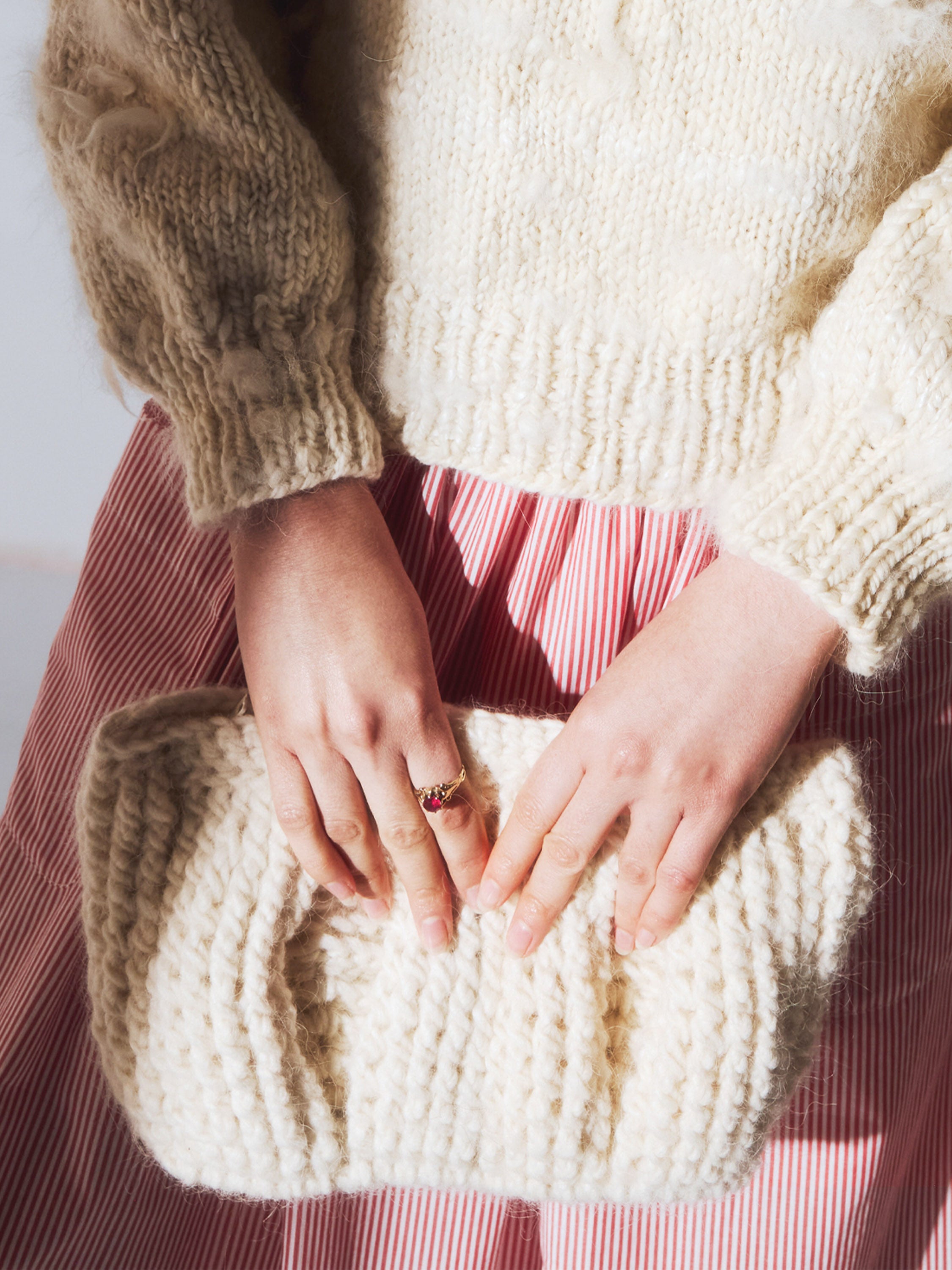 Shell Crochet Clutch Pearl White