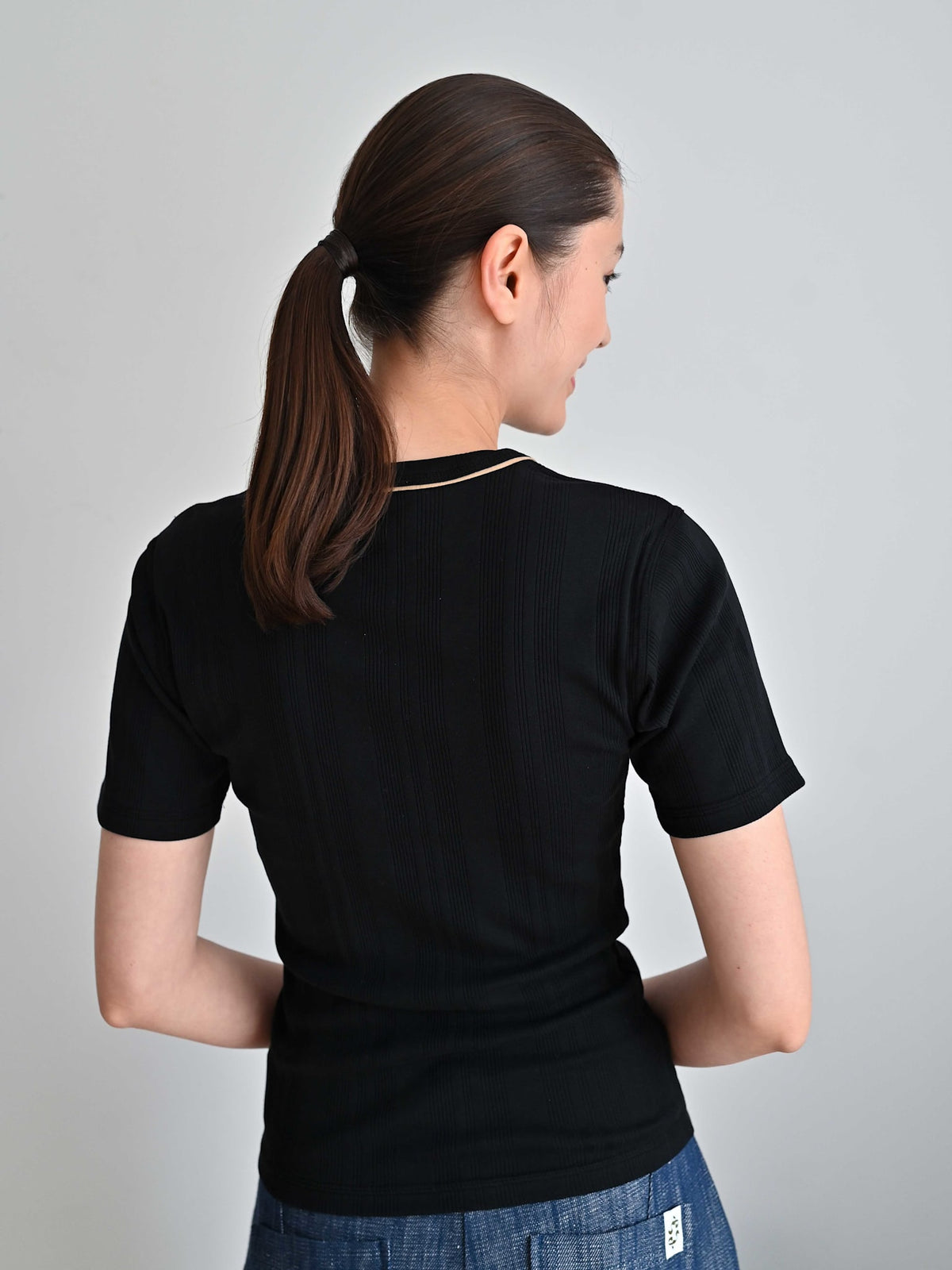 Waves SS Tee Black