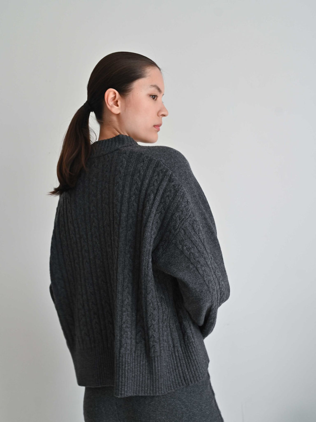 Ivalo Cashmere O-neck Sweater Grey