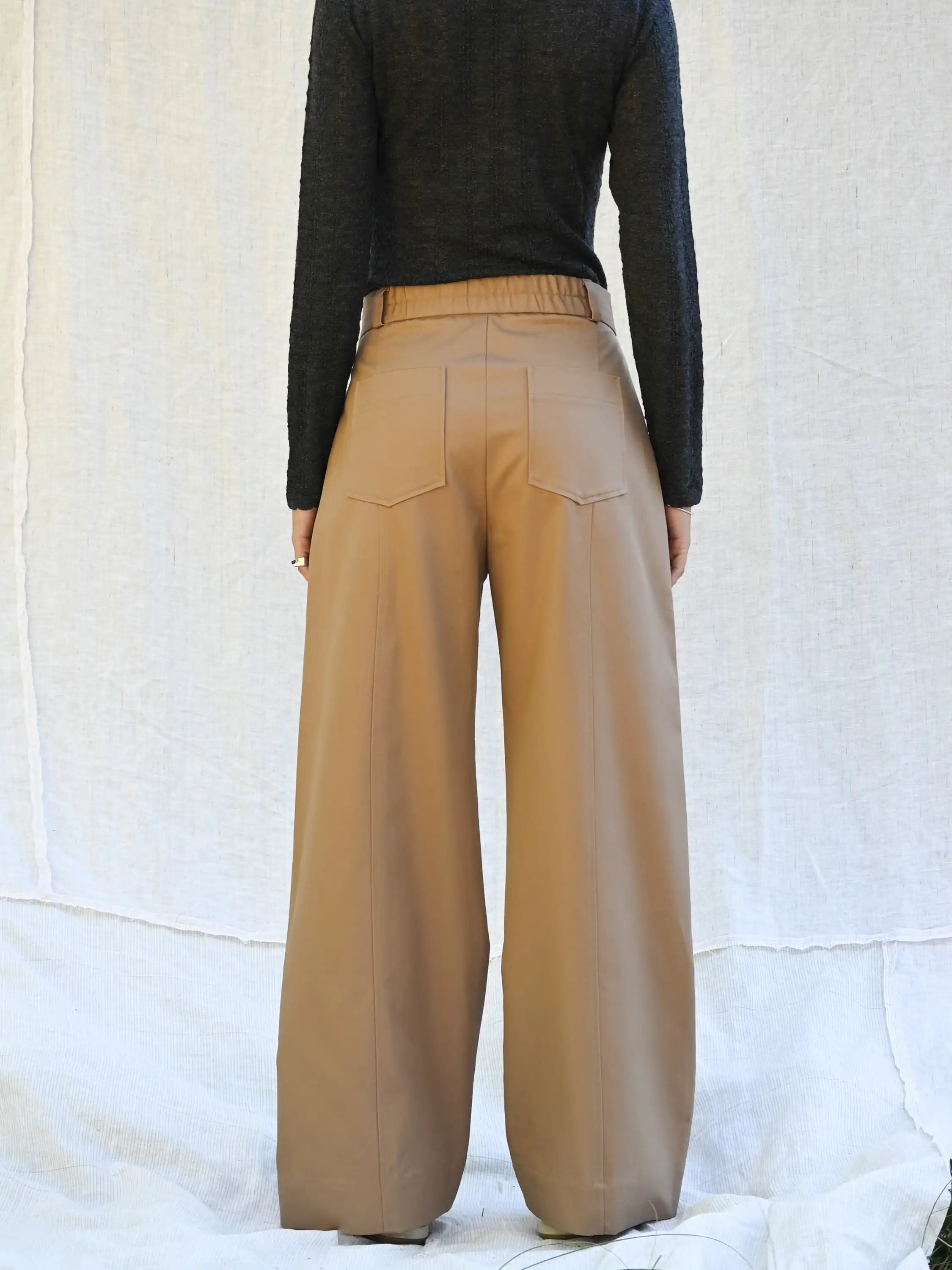 Jakobi Trousers