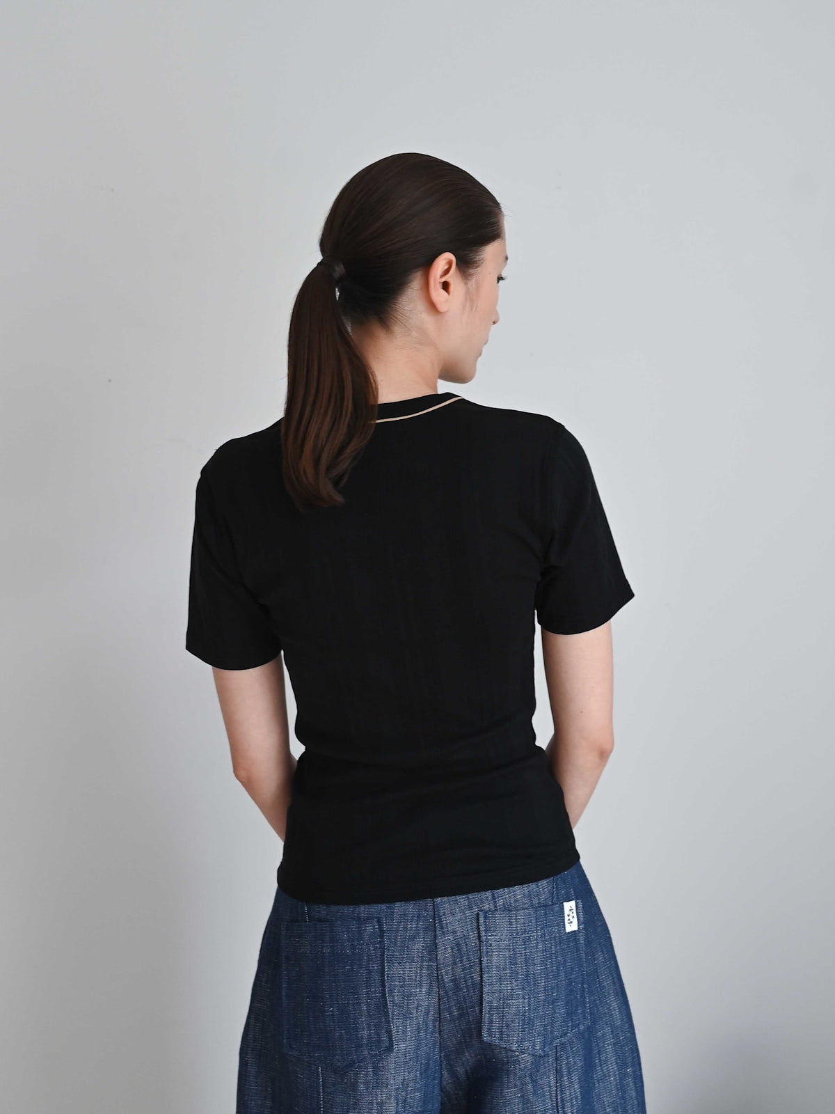 Waves SS Tee Black